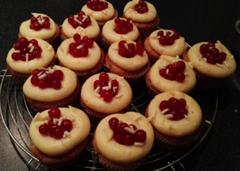 Rode bessencupcakes …
