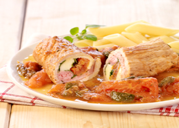 Hoofdgerechten, varkensvlees – Toscaanse-varkensrolletjes-met-pasta-pomodore